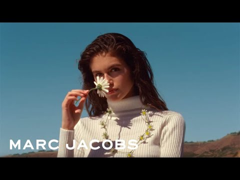 Daisy Love by Marc Jacobs Eau De Toilette 1.7 oz